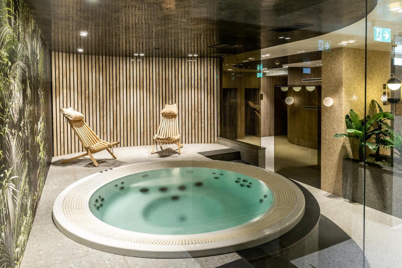 Hotel Roman Maramures - Ski & Spa Resort Statjunea Borsa ภายนอก รูปภาพ